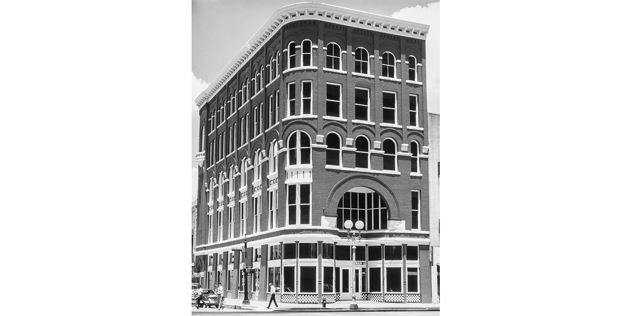 About us Mayfield Electric Commercial Electrical Contractor, 24 HR